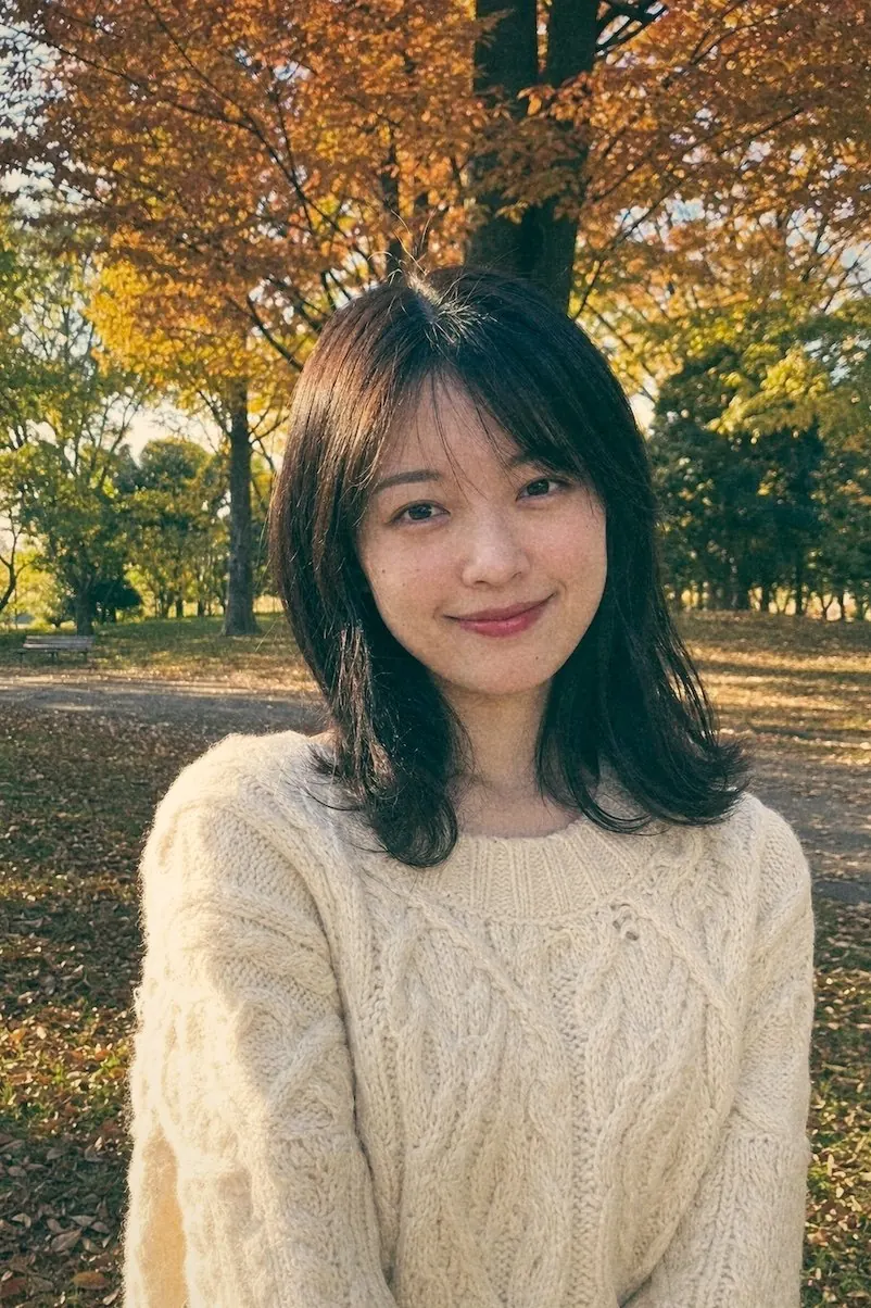 フィルムを掛けた写真（見本: 人物）